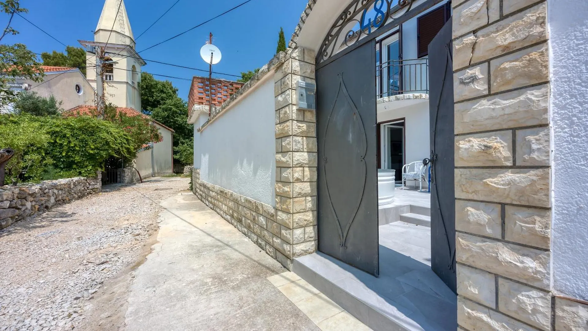 Captain'S House - Sv. Jakov - Happy Rentals Nerezine Apartment